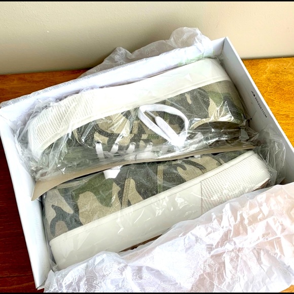 Steve Madden Sneaker Camo - Picture 7 of 8